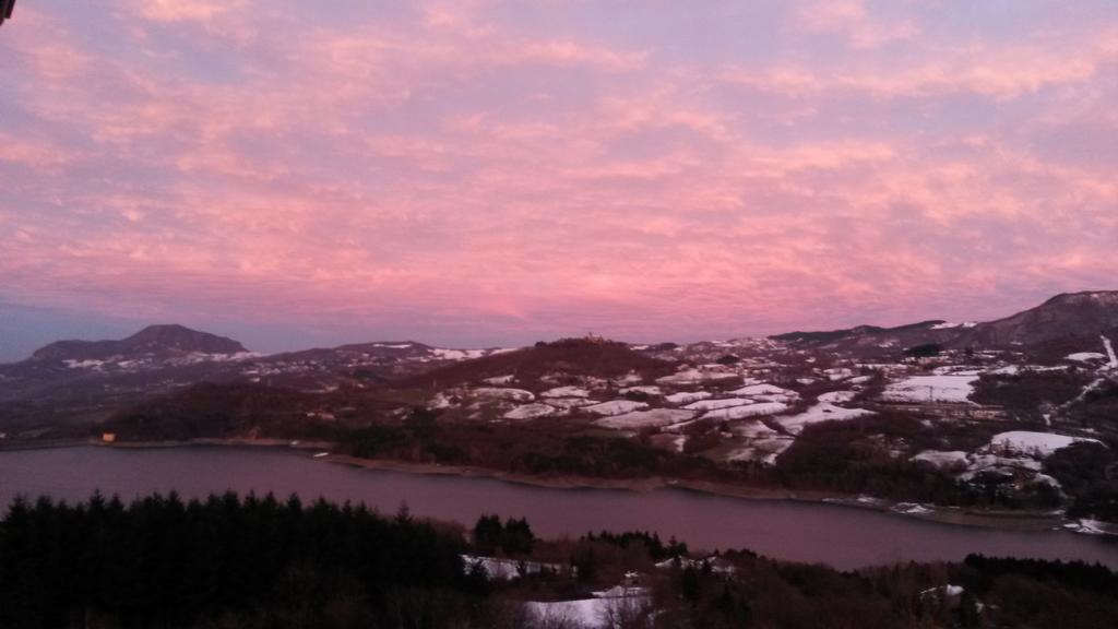 B&B Borgo Massovrana Castel di Casio ภายนอก รูปภาพ