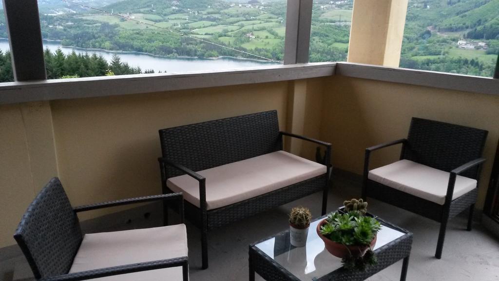 B&B Borgo Massovrana Castel di Casio ภายนอก รูปภาพ